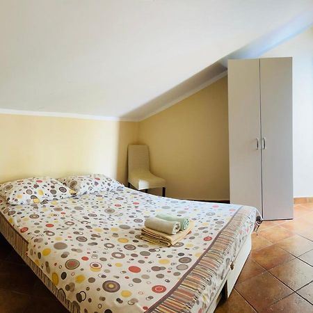 Rafailovici Holiday Apartments Esterno foto