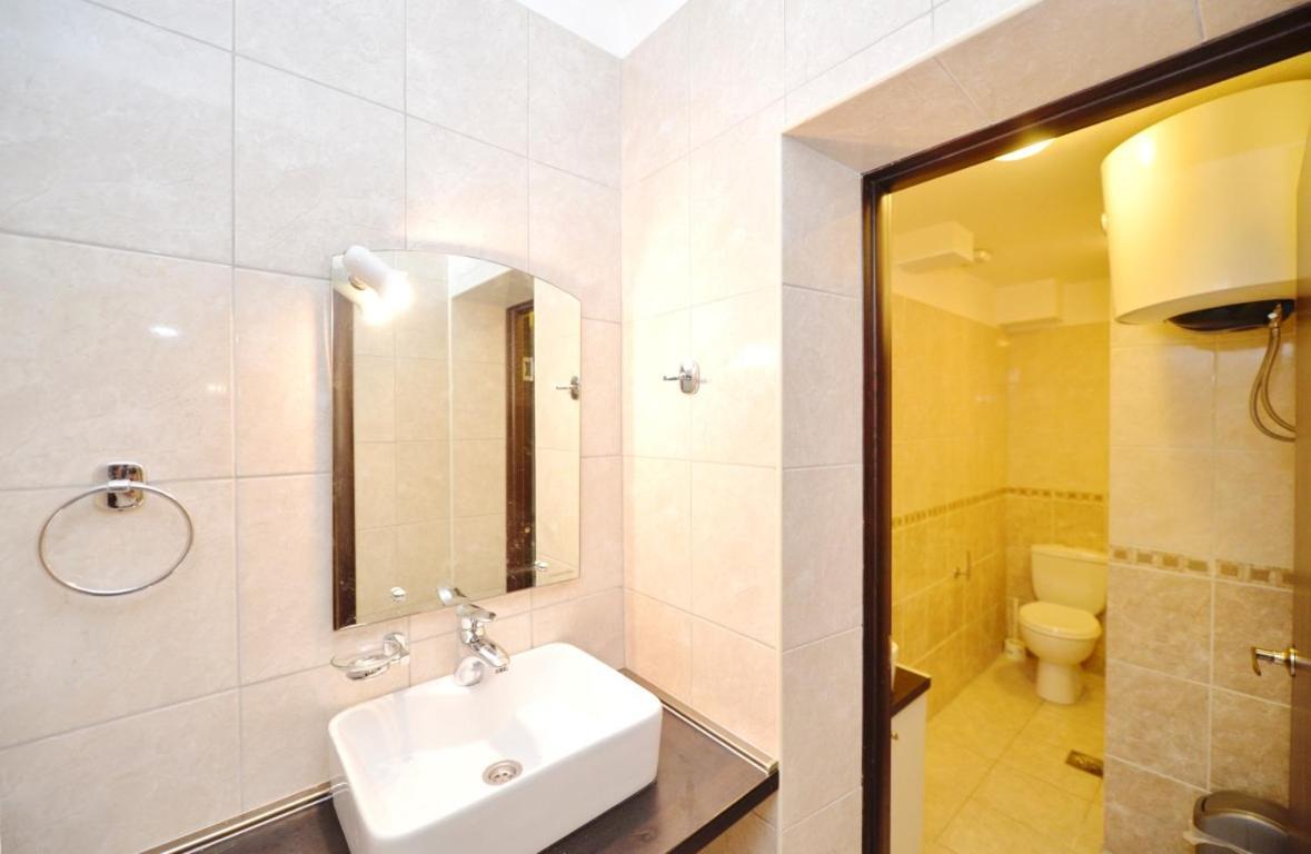 Rafailovici Holiday Apartments Esterno foto