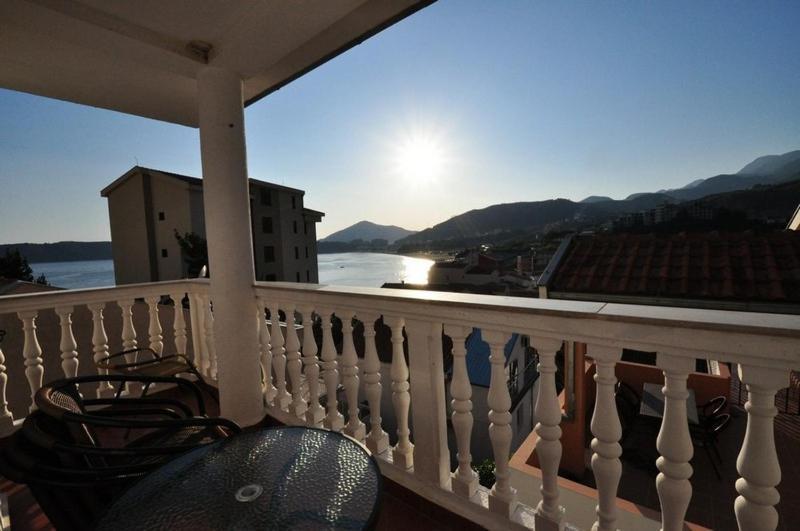Rafailovici Holiday Apartments Esterno foto