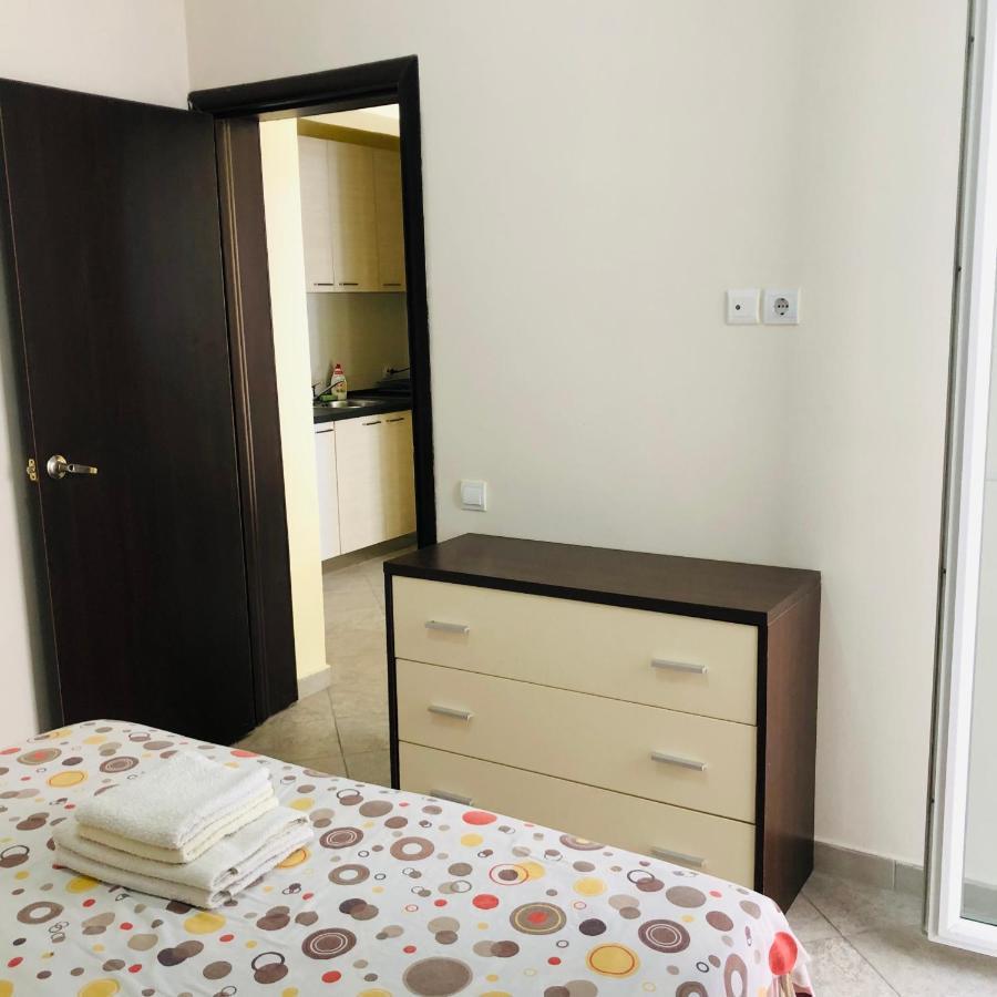 Rafailovici Holiday Apartments Esterno foto
