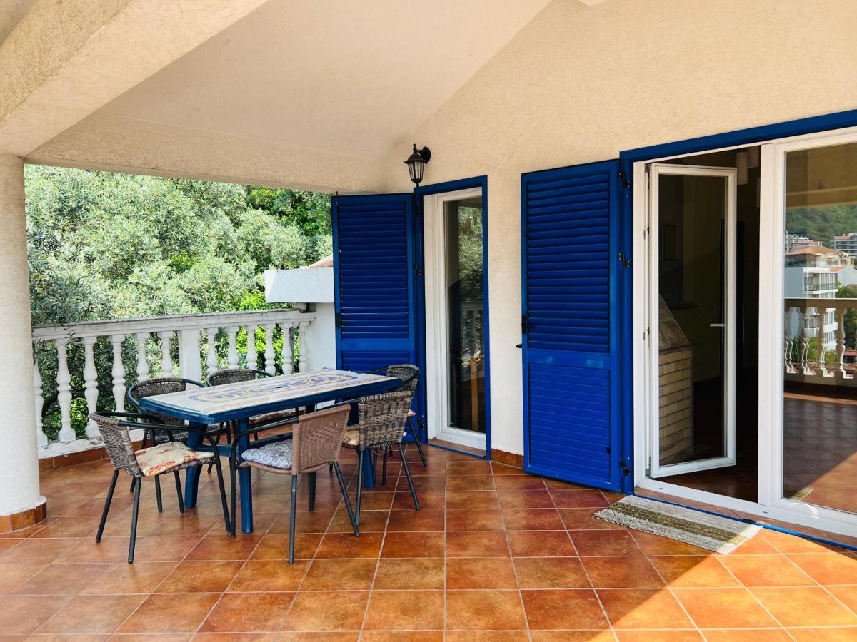 Rafailovici Holiday Apartments Esterno foto